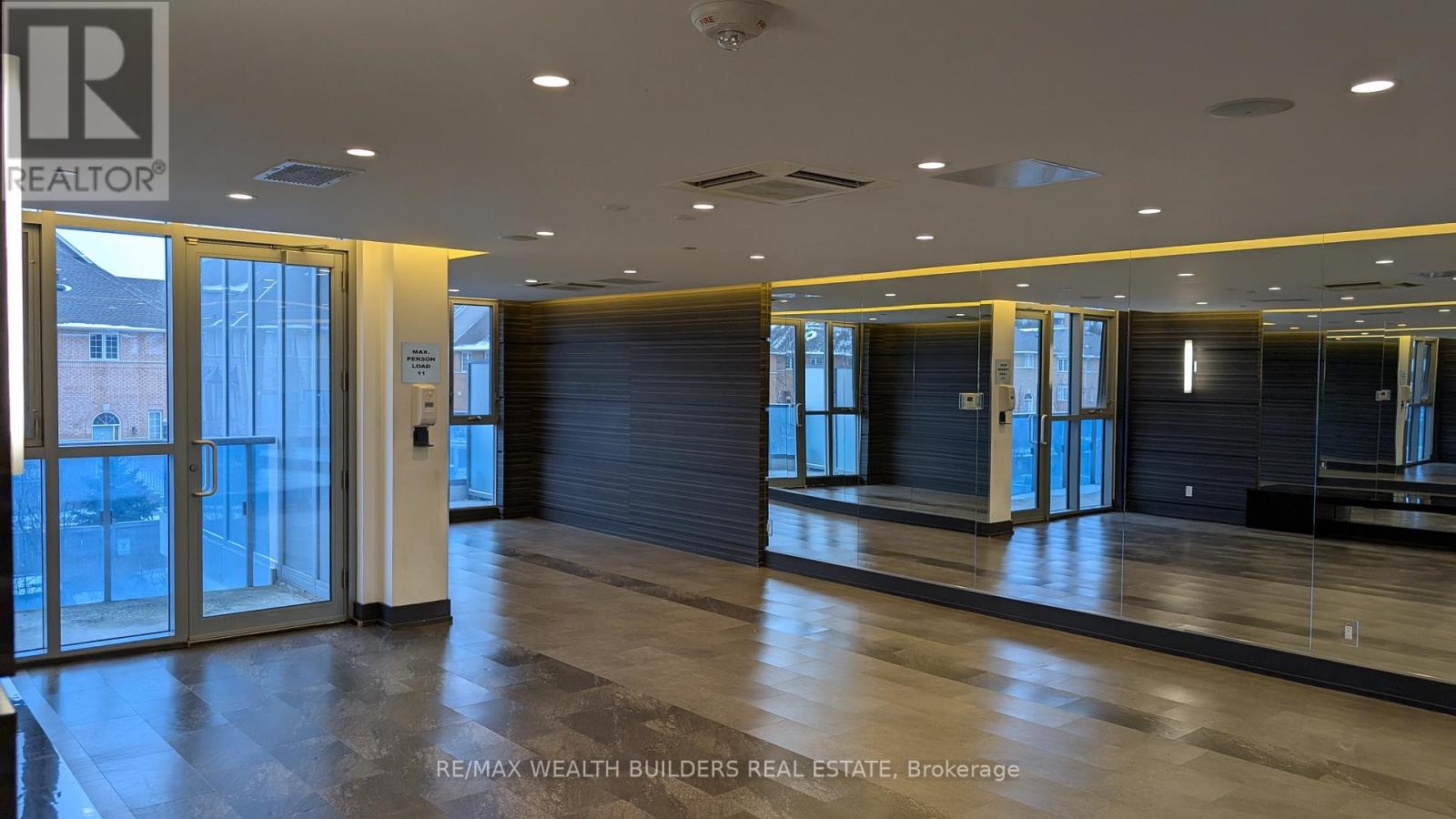 213 - 9471 Yonge Street, Richmond Hill, Ontario  L4C 0Z5 - Photo 31 - N12891662