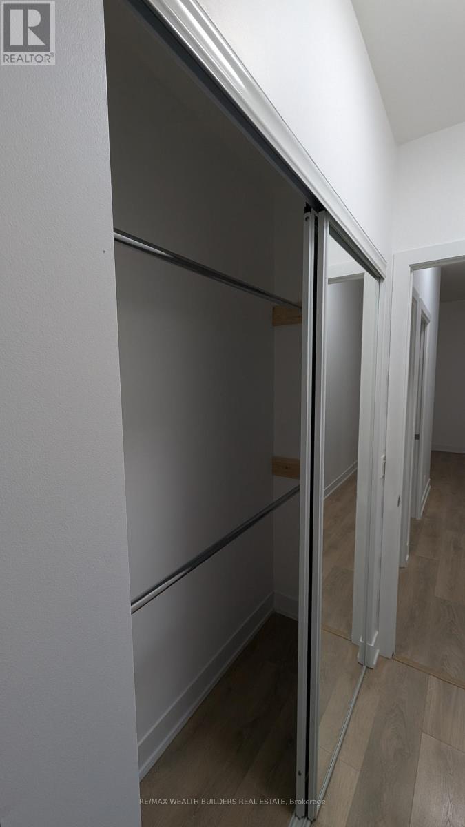 213 - 9471 Yonge Street, Richmond Hill, Ontario  L4C 0Z5 - Photo 7 - N12891662