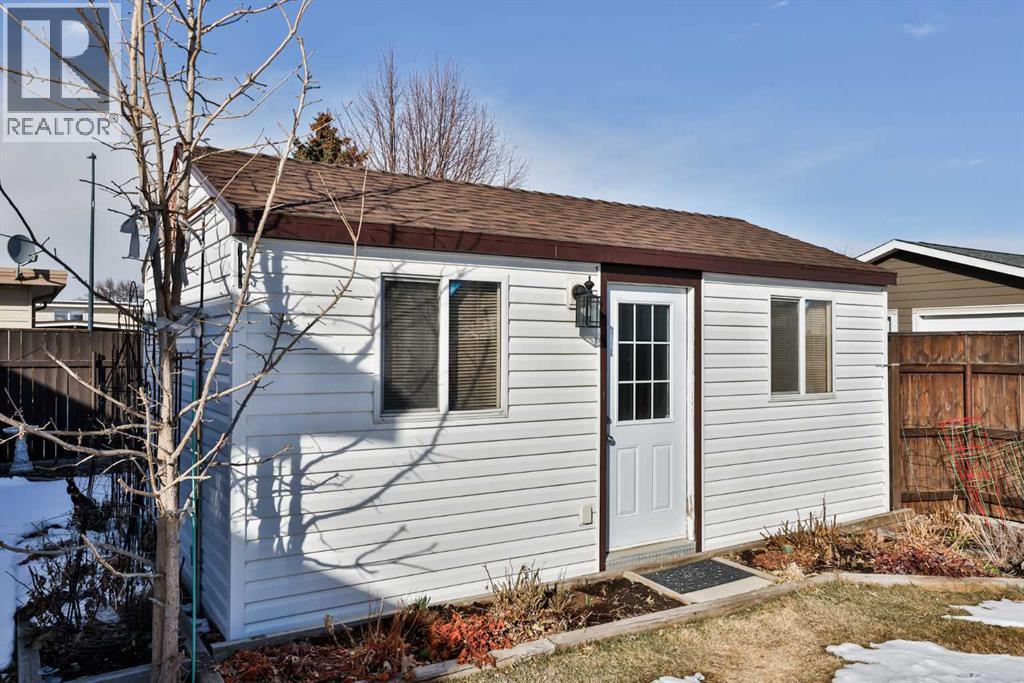 1905 Beech Road S, Lethbridge, Alberta  T1K 5B2 - Photo 8 - A2287253