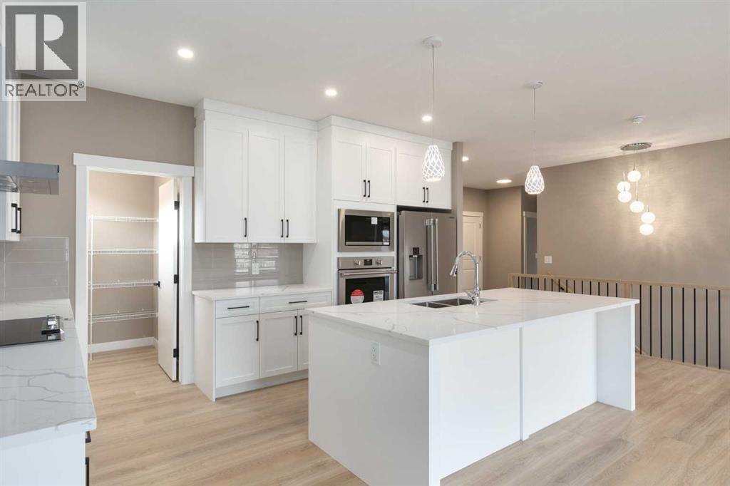 214 Monterey Bay Se, High River, Alberta  T1V 0J7 - Photo 8 - A2239242