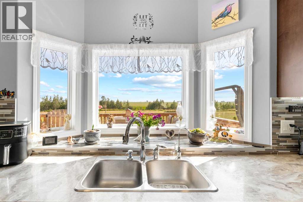 27138 Highway 27 Highway, Rural Mountain View County, Alberta  T4H 1P2 - Photo 11 - A2244236