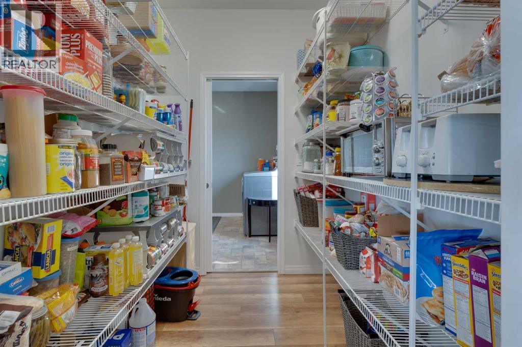 27138 Highway 27 Highway, Rural Mountain View County, Alberta  T4H 1P2 - Photo 12 - A2244236