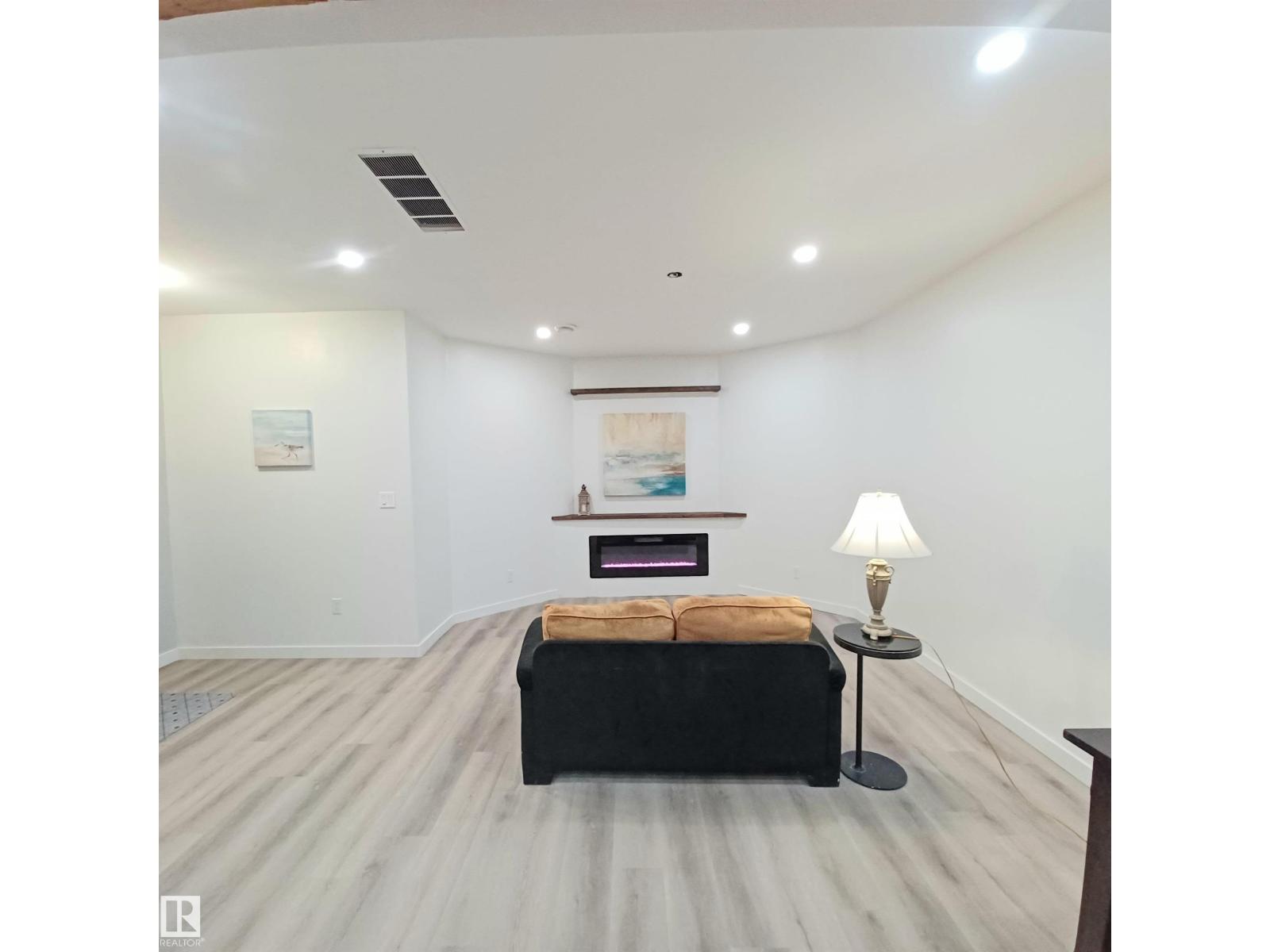 2036 Towne Centre Bv Nw Nw, Edmonton, Alberta  T6R 3M7 - Photo 31 - E4477140