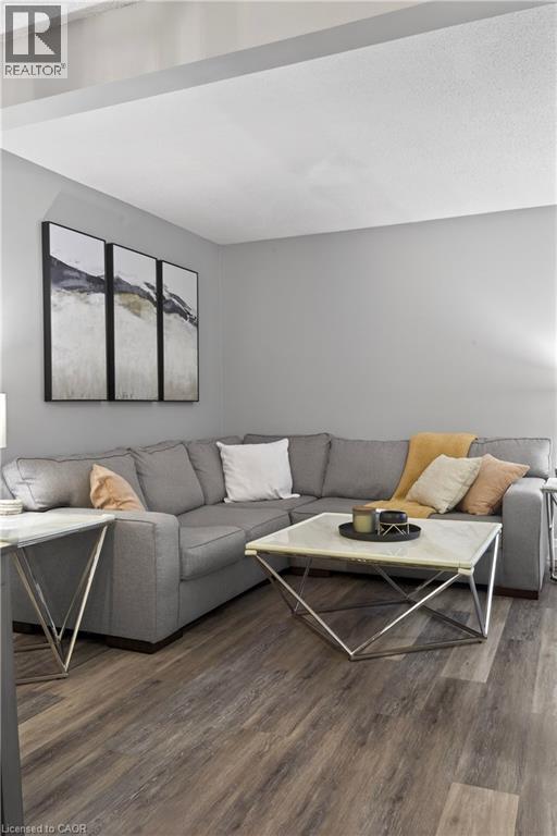 2185 Fairchild Boulevard Unit# 1, Burlington, Ontario  L7P 3P6 - Photo 8 - 40812460