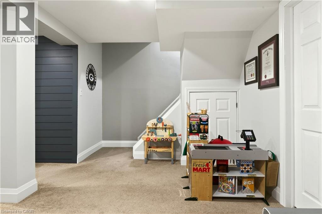 2185 Fairchild Boulevard Unit# 1, Burlington, Ontario  L7P 3P6 - Photo 38 - 40812460