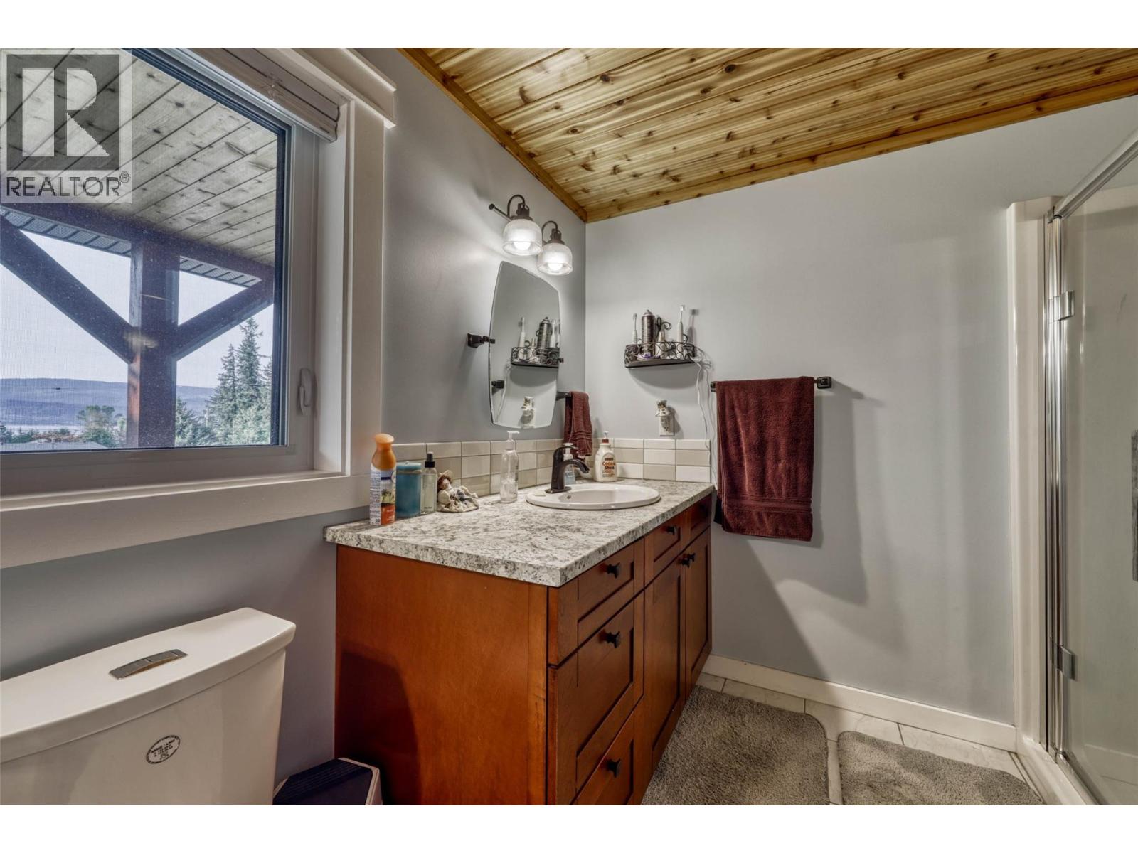 2770 Perris Road, Blind Bay, British Columbia  V0E 1H1 - Photo 20 - 10378080