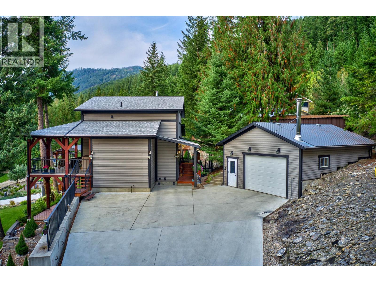 2770 Perris Road, Blind Bay, British Columbia  V0E 1H1 - Photo 69 - 10378080