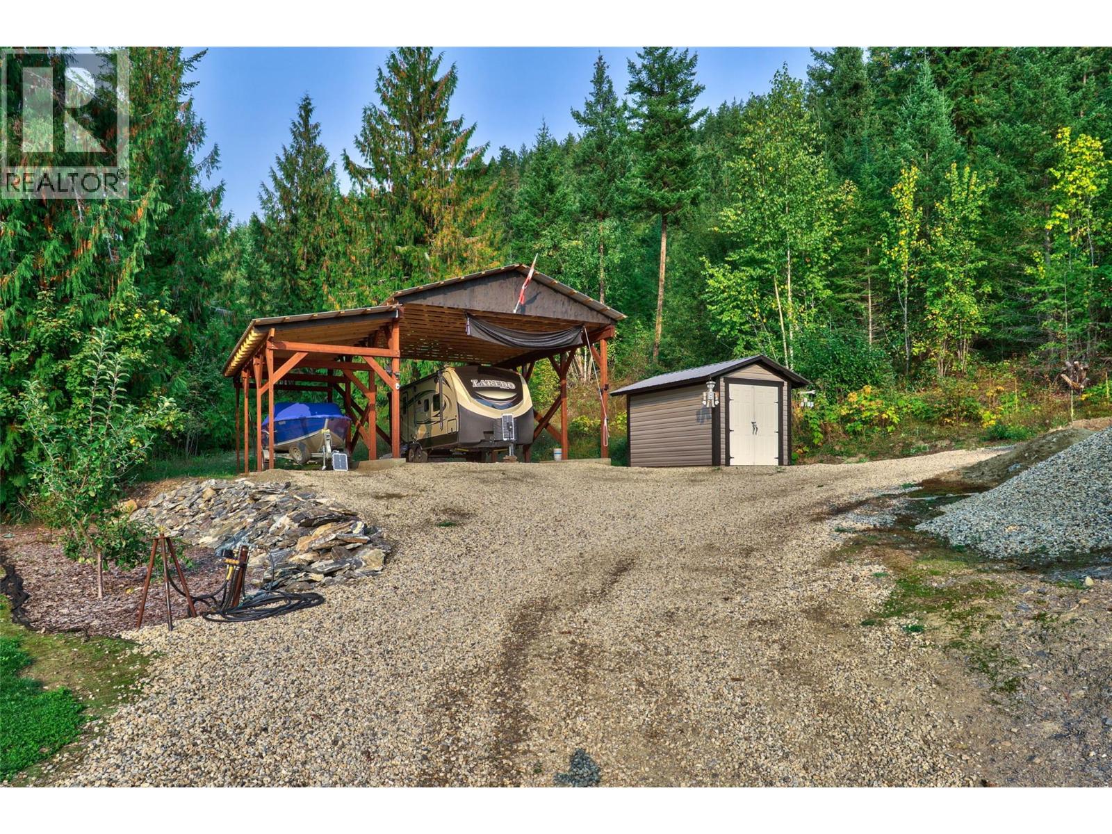 2770 Perris Road, Blind Bay, British Columbia  V0E 1H1 - Photo 28 - 10378080