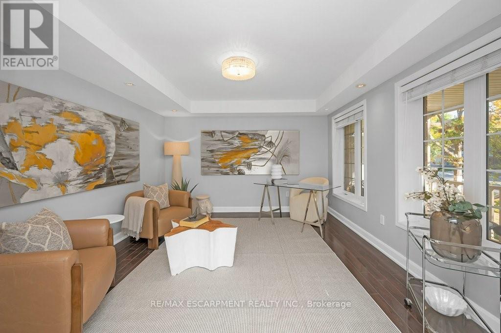 3140 Edgar Avenue, Burlington (Alton), Ontario  L7M 0A7 - Photo 6 - W12891556