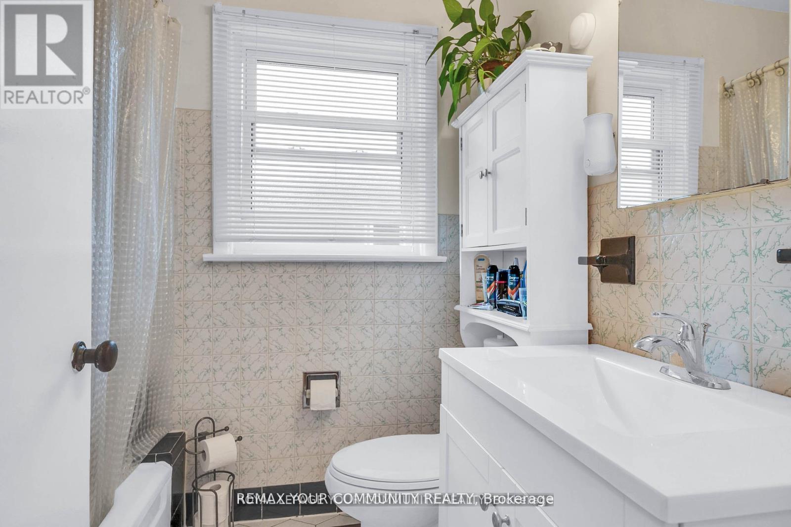 119 Dalrymple Drive, Toronto, Ontario  M6N 4S2 - Photo 26 - W12891584