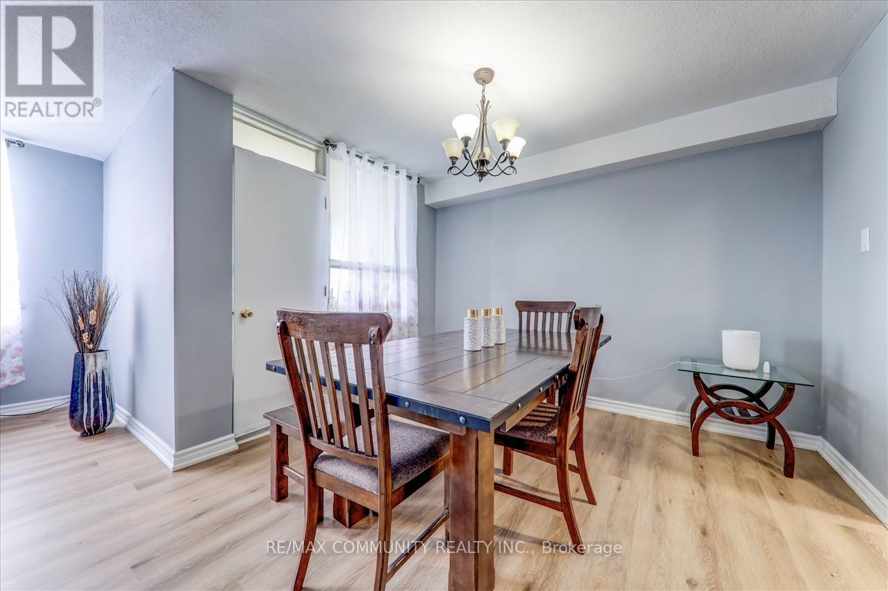 503 - 2835 Islington Avenue, Toronto (Humber Summit), Ontario  M9L 2K2 - Photo 11 - W12891636