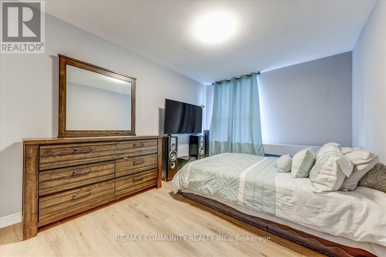 503 - 2835 Islington Avenue, Toronto (Humber Summit), Ontario  M9L 2K2 - Photo 18 - W12891636