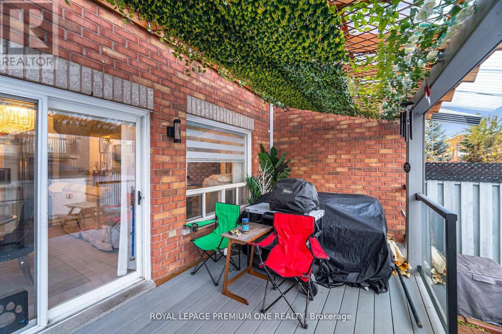 47 Triple Crown Avenue, Toronto, Ontario  M9W 7E5 - Photo 37 - W12891660