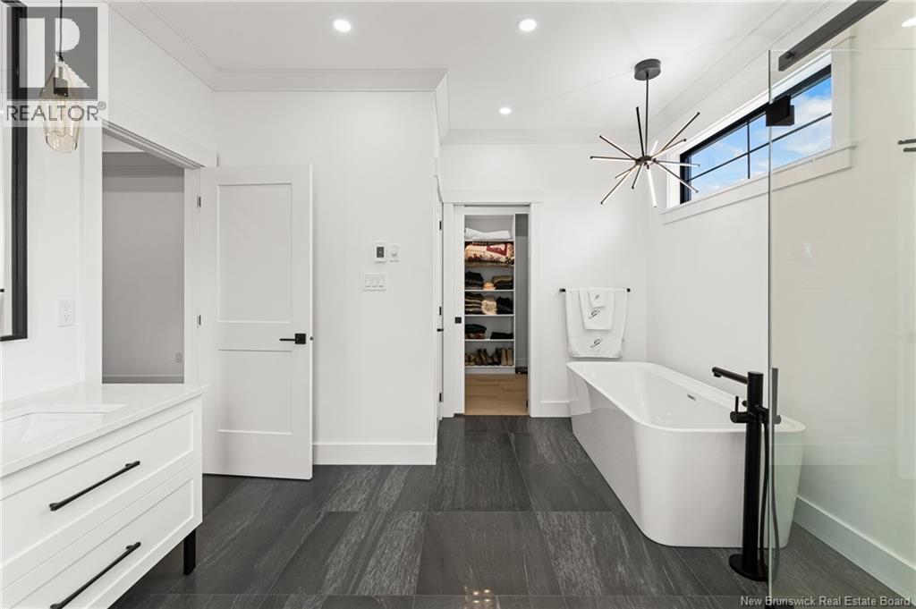 178 Bouchard, Dieppe, New Brunswick  E1A 9T9 - Photo 29 - NB135215