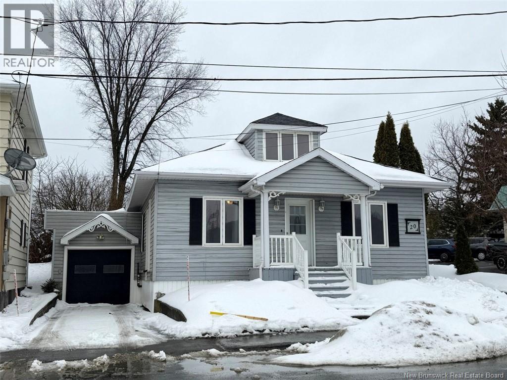 20 De L'École-Cormier Street, Edmundston, New Brunswick  E3V 1X6 - Photo 1 - NB135177