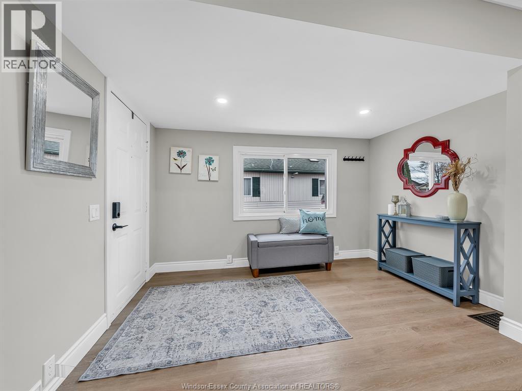 25 Parkside, Mcgregor, Ontario  N0R 1J0 - Photo 8 - 26005556