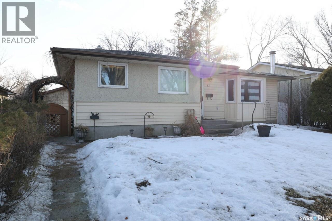 61 Bannister Avenue, Regina, Saskatchewan  S4R 5K8 - Photo 1 - SK030531
