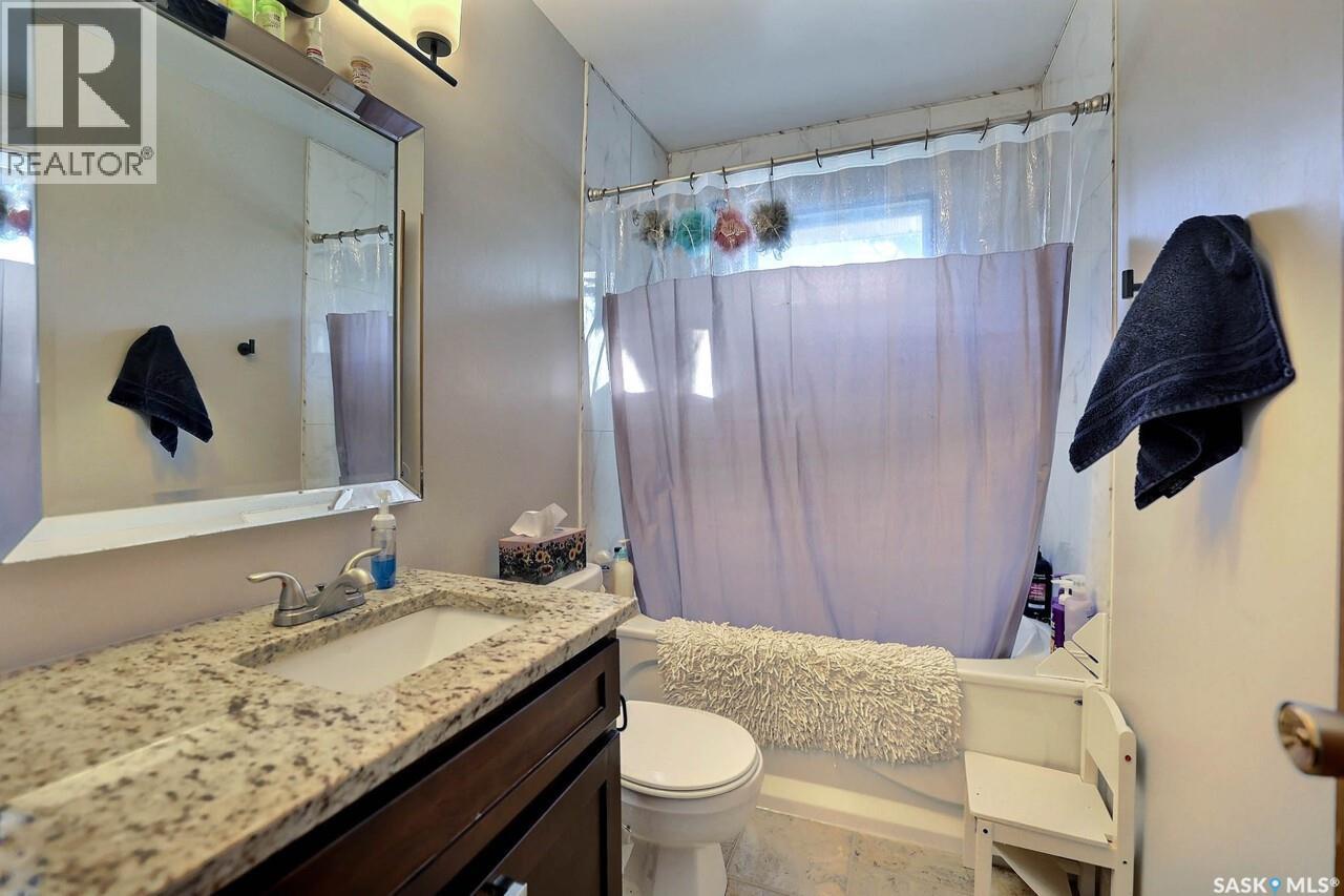 61 Bannister Avenue, Regina, Saskatchewan  S4R 5K8 - Photo 14 - SK030531