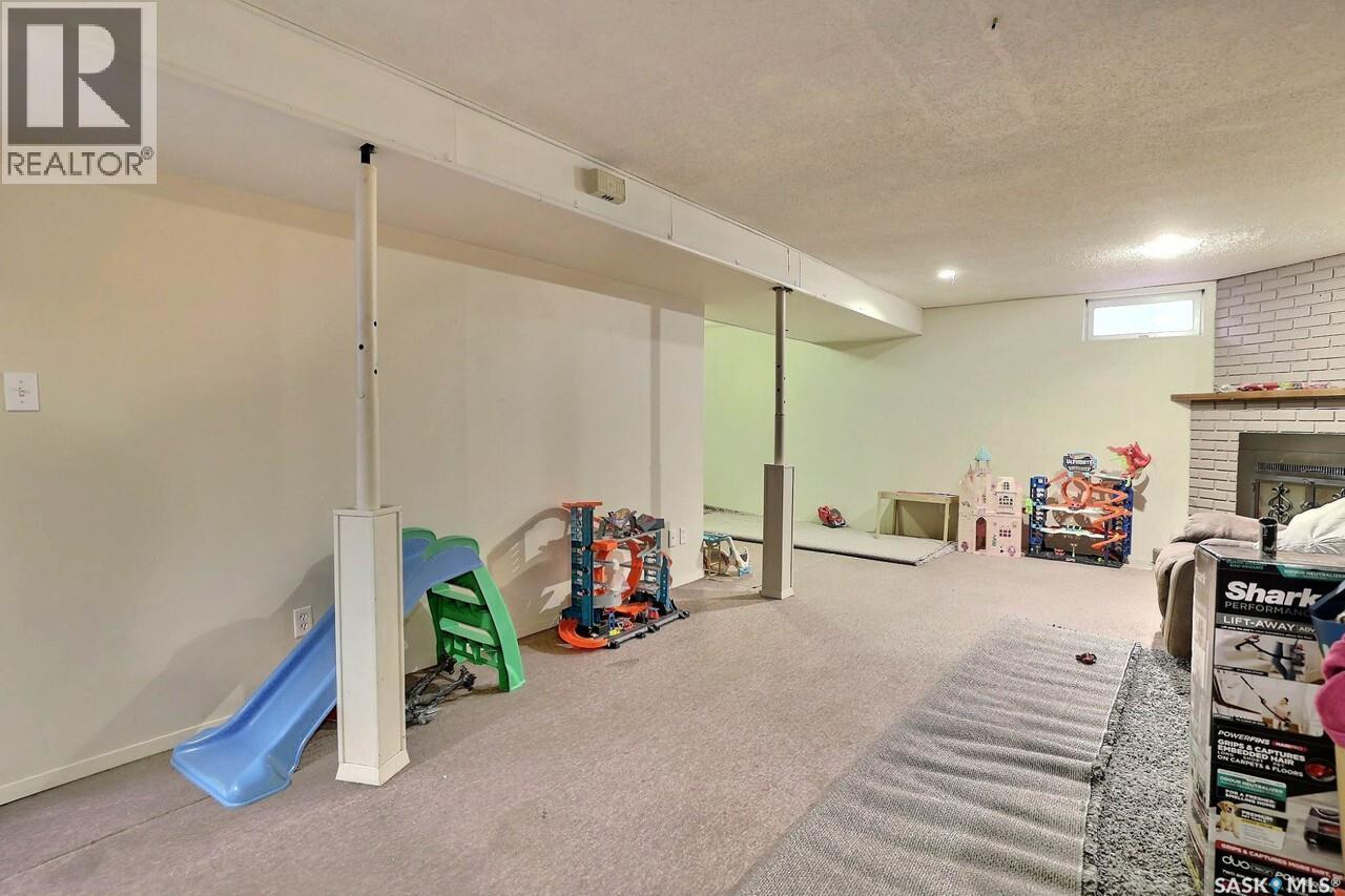 61 Bannister Avenue, Regina, Saskatchewan  S4R 5K8 - Photo 17 - SK030531