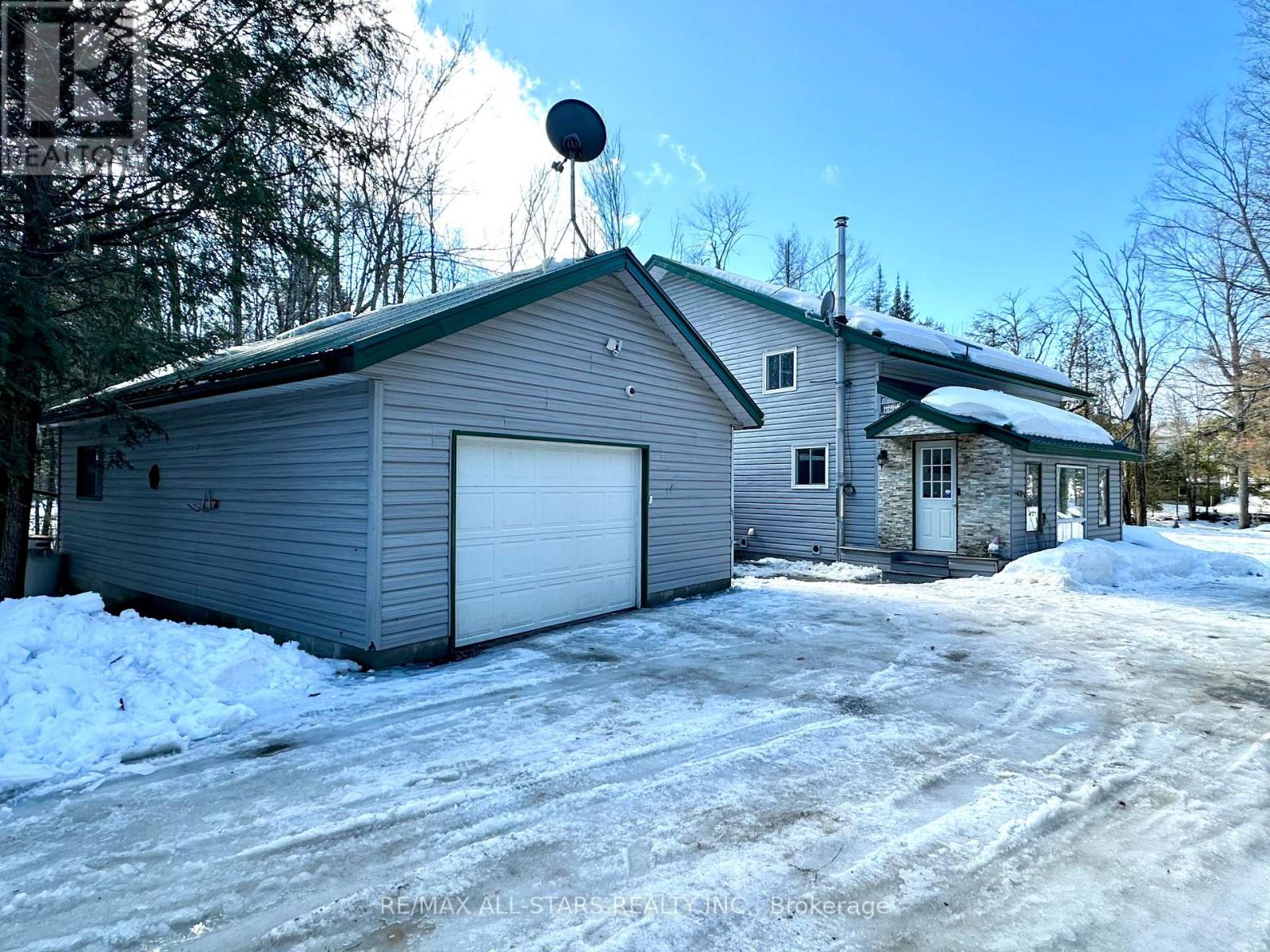 398 Edwina Drive, Trent Lakes, Ontario  K0M 1A0 - Photo 2 - X12862168