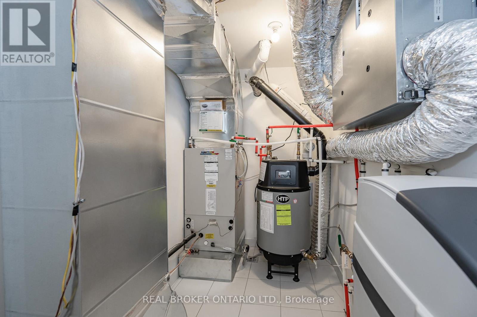 22 - 20 Palace Street, Kitchener, Ontario  N2E 3R9 - Photo 25 - X12891624