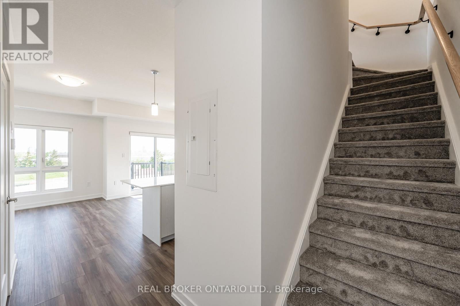 22 - 20 Palace Street, Kitchener, Ontario  N2E 3R9 - Photo 6 - X12891624