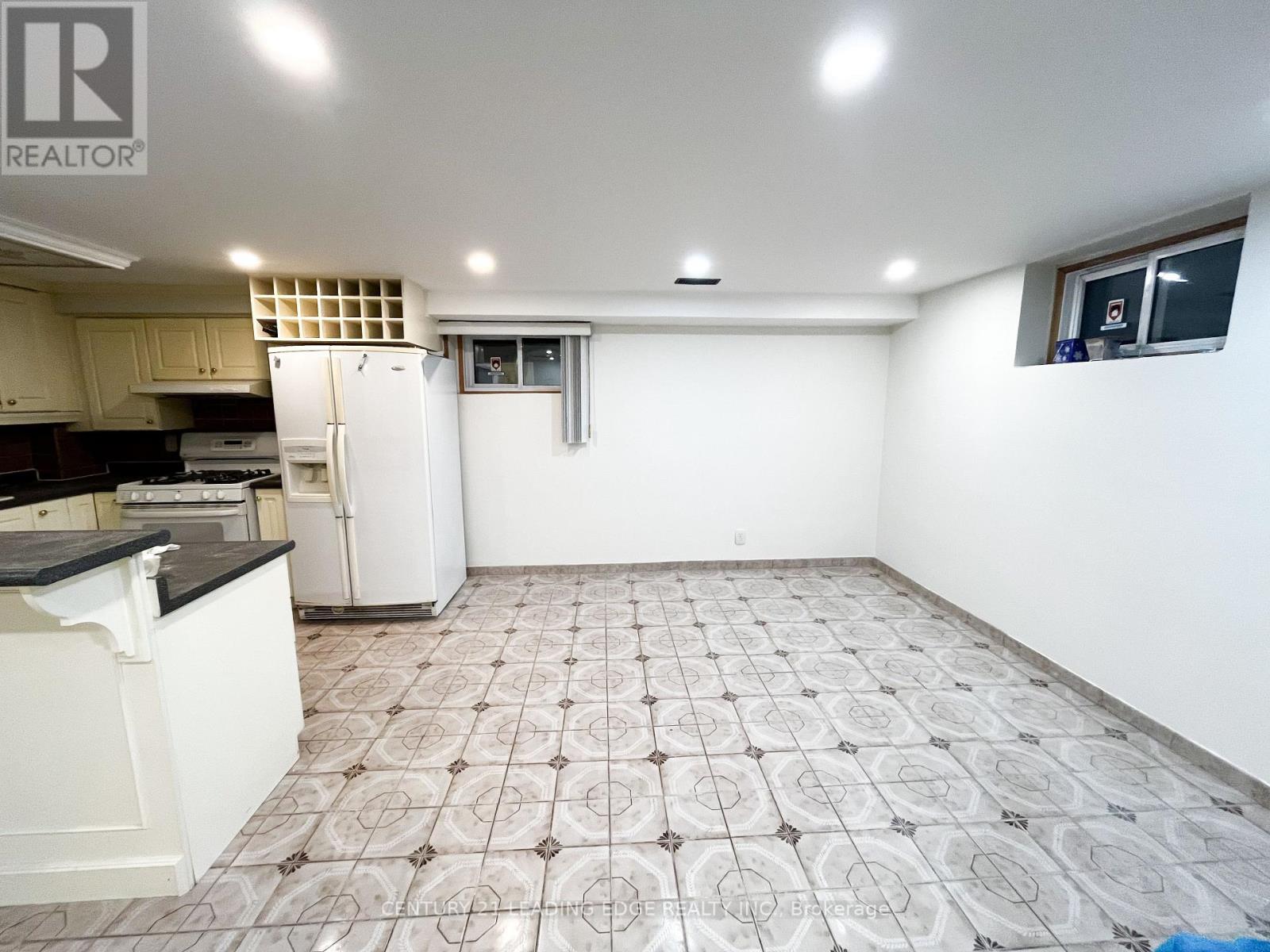 50 Limeridge Road W, Hamilton, Ontario  L9C 2V1 - Photo 7 - X12891682