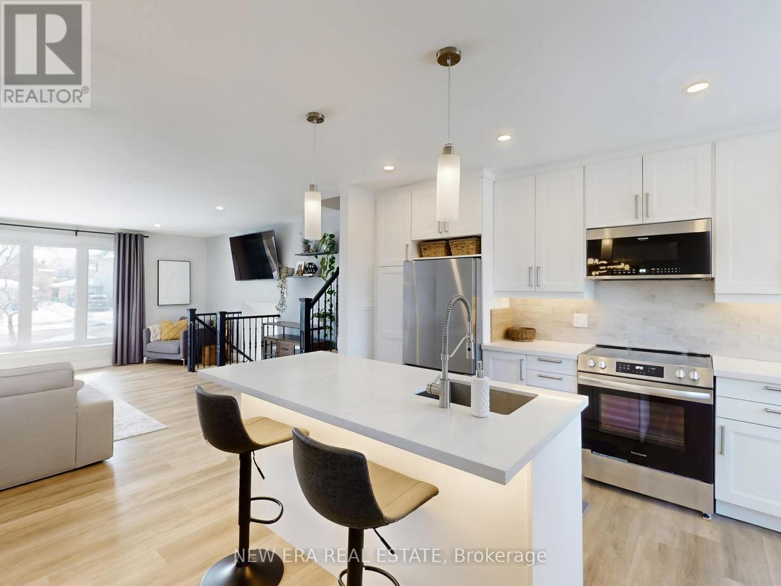 2611 Truscott Drive, Mississauga (Clarkson), Ontario  L5J 2B6 - Photo 16 - W12827214