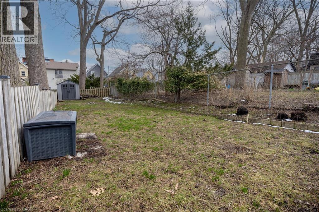 Photo 25 of 27 for 42 Palace Street