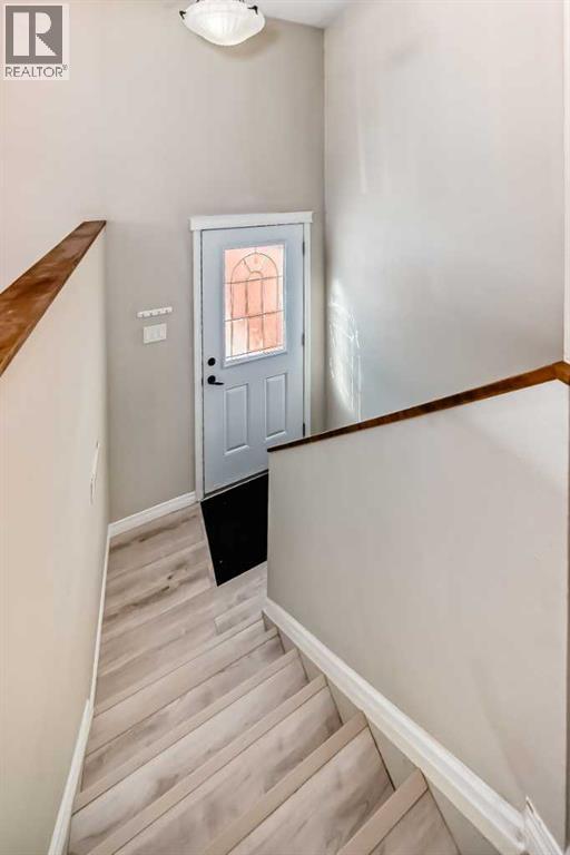 33 Meadowlark Boulevard N, Lethbridge, Alberta  T1H 4R4 - Photo 2 - A2288320