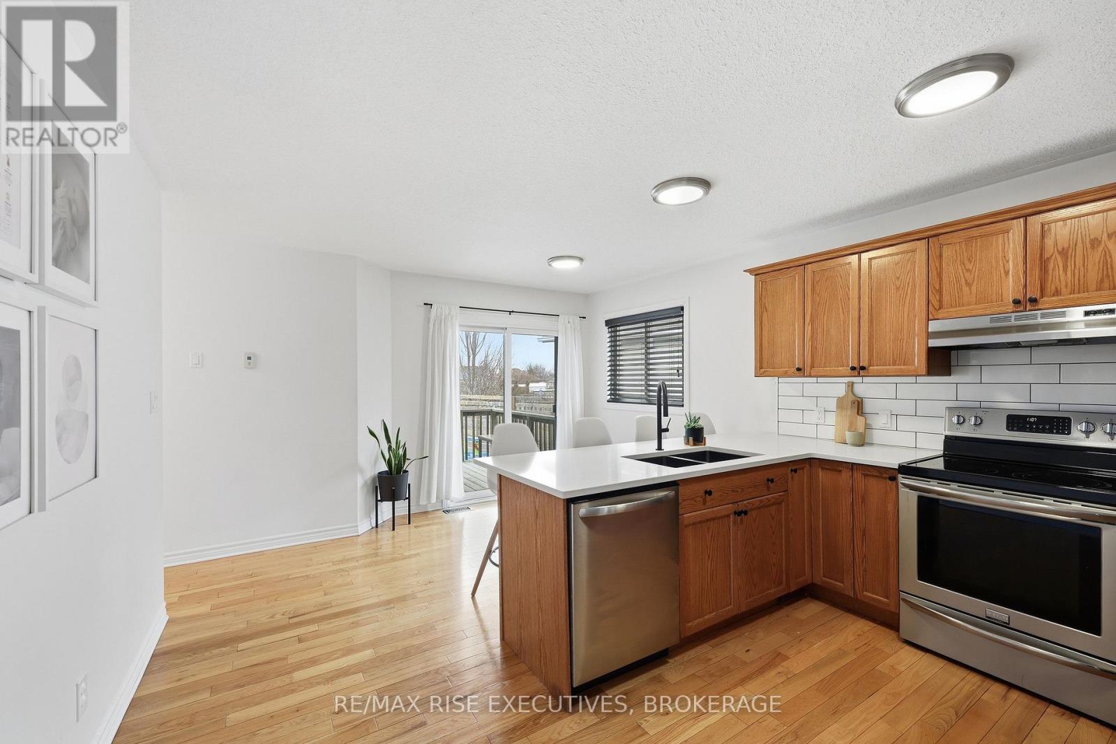 414 Abbot Street, Kingston (City Northwest), Ontario  K7P 3J4 - Photo 13 - X12891748