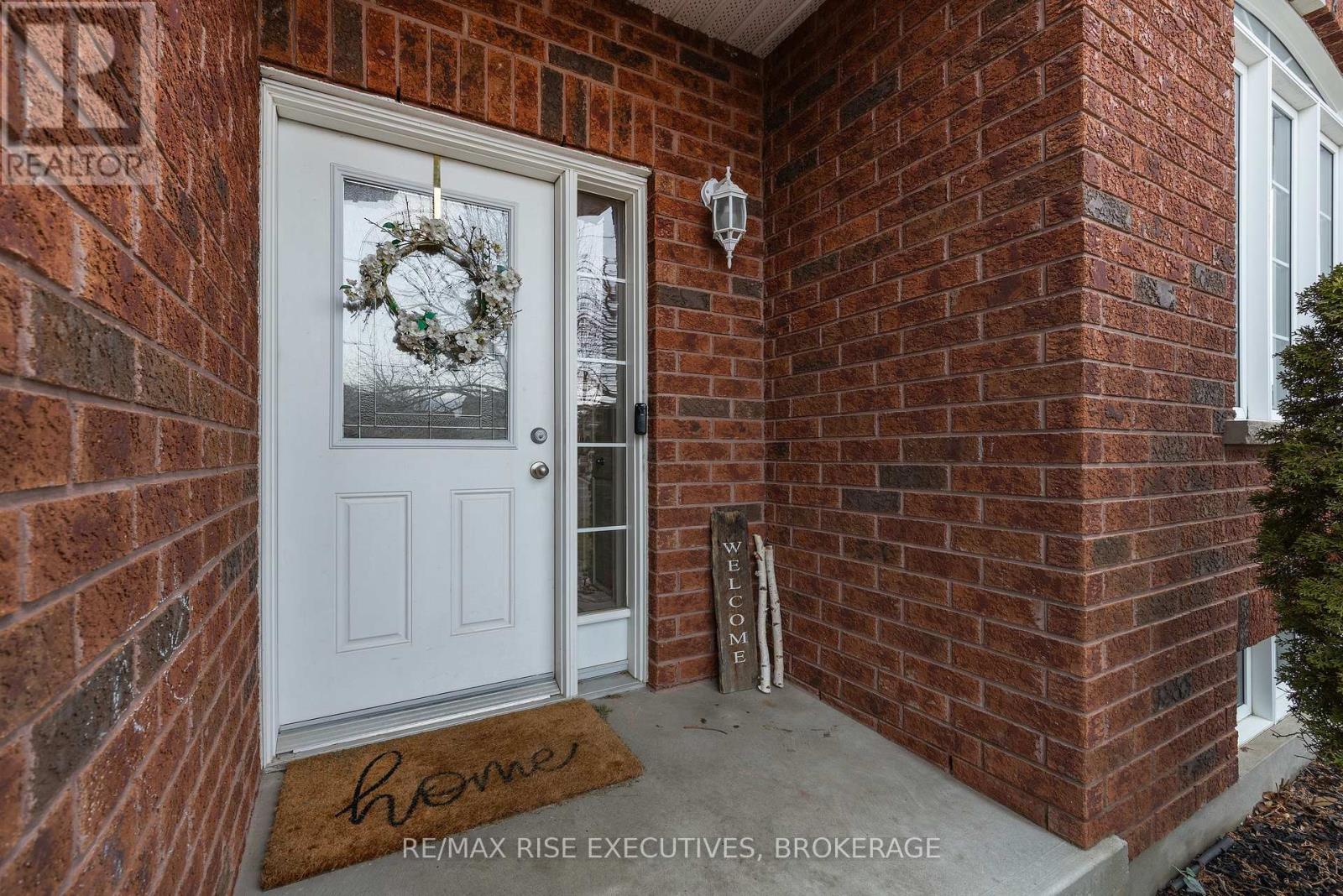 414 Abbot Street, Kingston (City Northwest), Ontario  K7P 3J4 - Photo 3 - X12891748