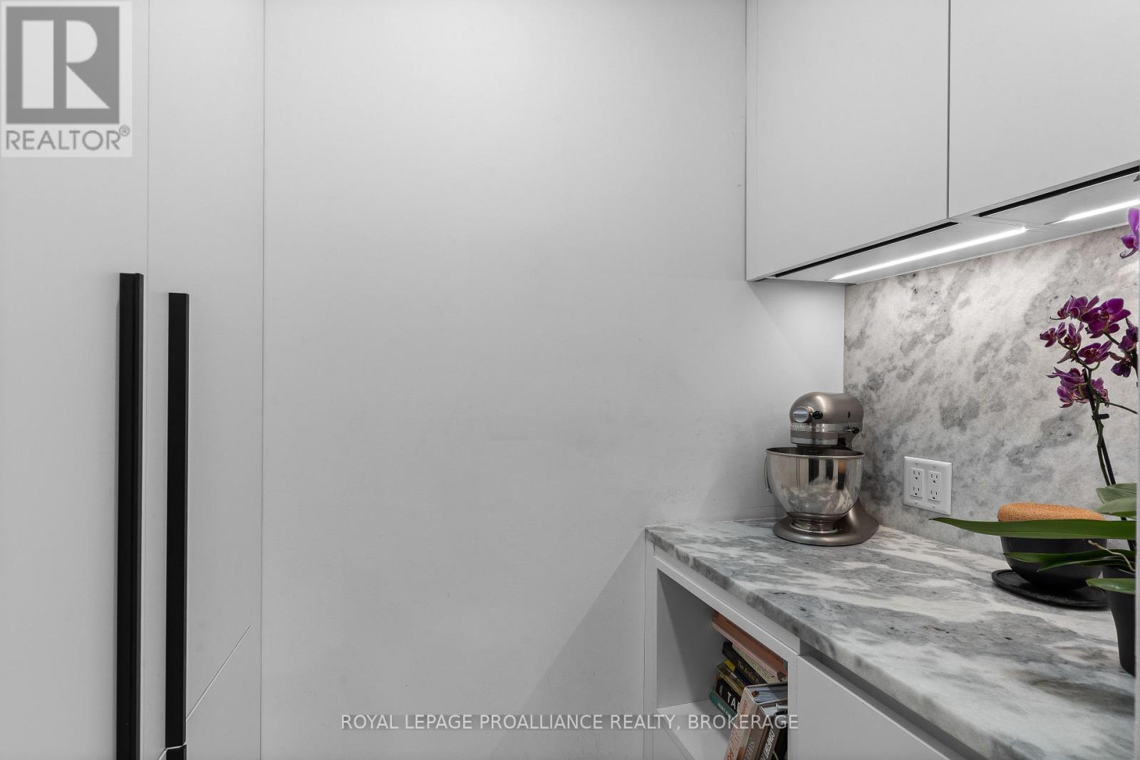 78 Pembroke Street, Kingston (Central City East), Ontario  K7L 4N7 - Photo 13 - X12891802