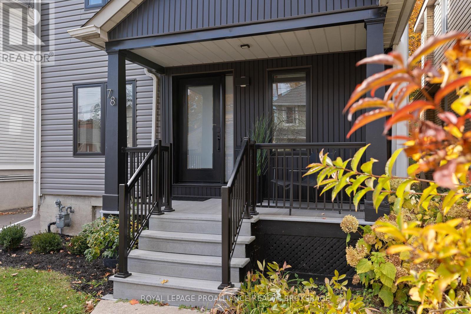 78 Pembroke Street, Kingston (Central City East), Ontario  K7L 4N7 - Photo 3 - X12891802