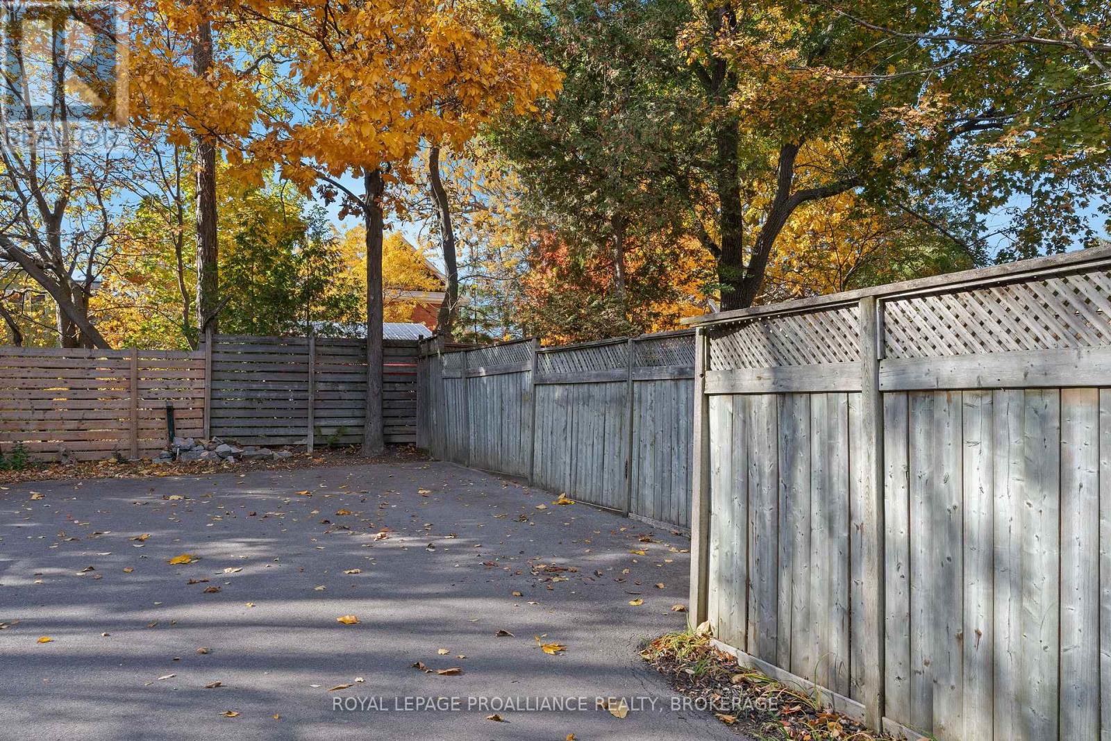 78 Pembroke Street, Kingston (Central City East), Ontario  K7L 4N7 - Photo 35 - X12891802