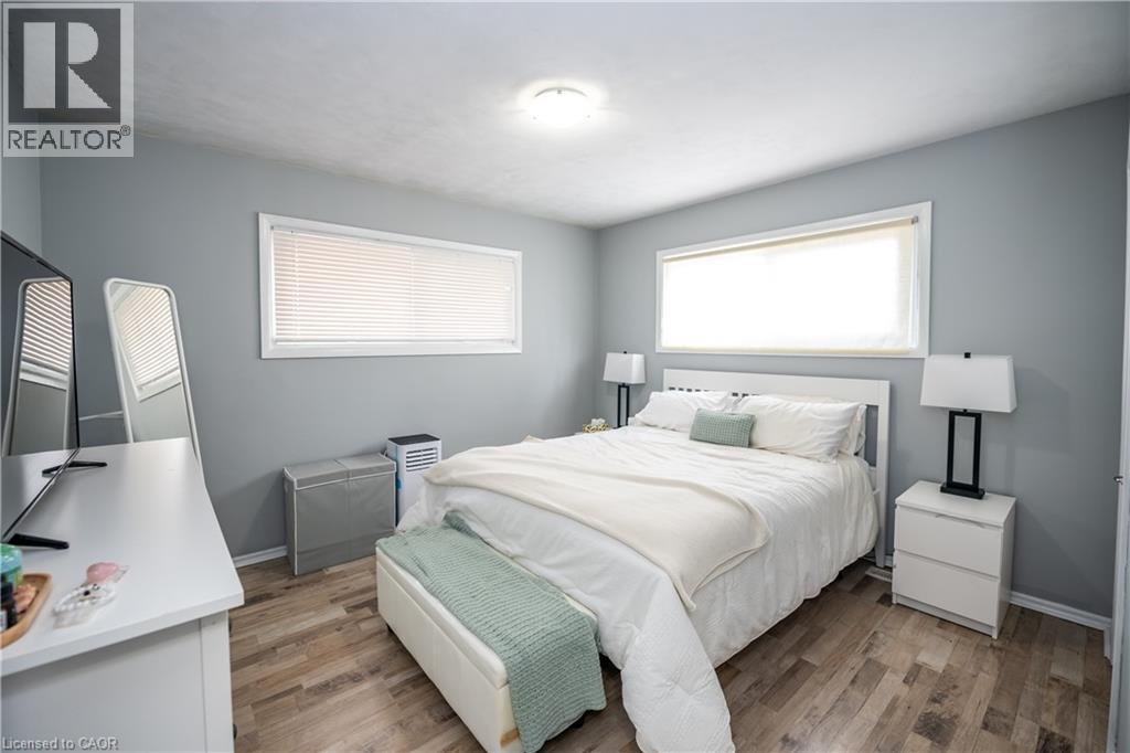 62 Harold Court, Hamilton, Ontario  L8S 2R9 - Photo 7 - 40810646