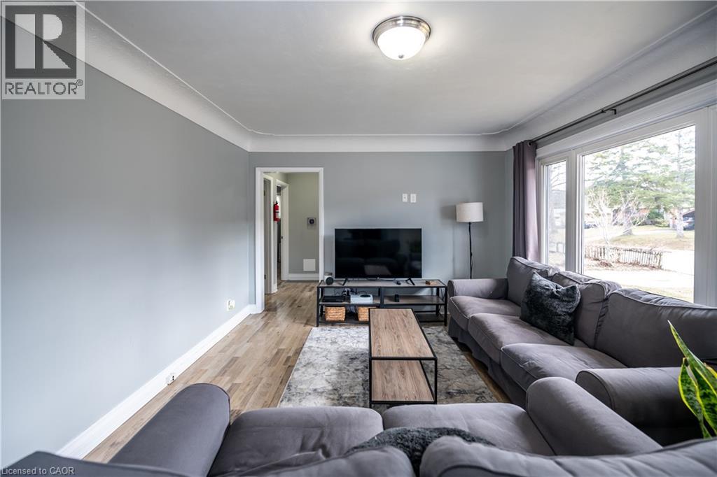 62 Harold Court, Hamilton, Ontario  L8S 2R9 - Photo 4 - 40810646