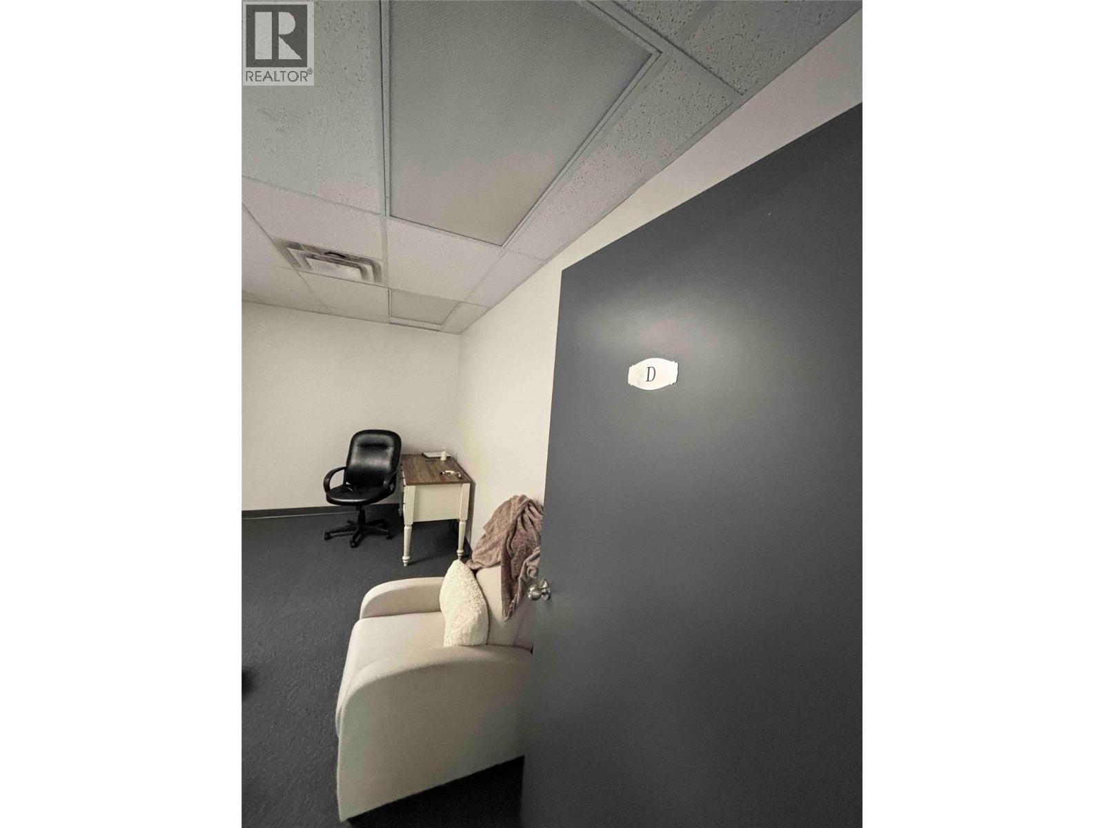 210 - 1715 Dickson Avenue, Springfield, Kelowna by JUDGE GROUP 210 - 1715 Dickson Avenue, Springfield, Kelowna