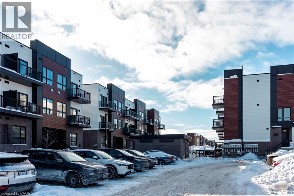 40 Palace Street Unit# L19, Kitchener, Ontario  N2E 0L2 - Photo 2 - 40811956