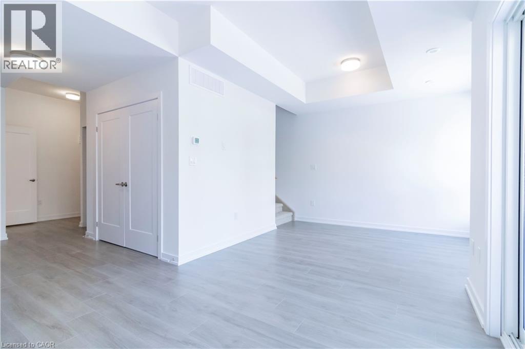 40 Palace Street Unit# L19, Kitchener, Ontario  N2E 0L2 - Photo 4 - 40811956