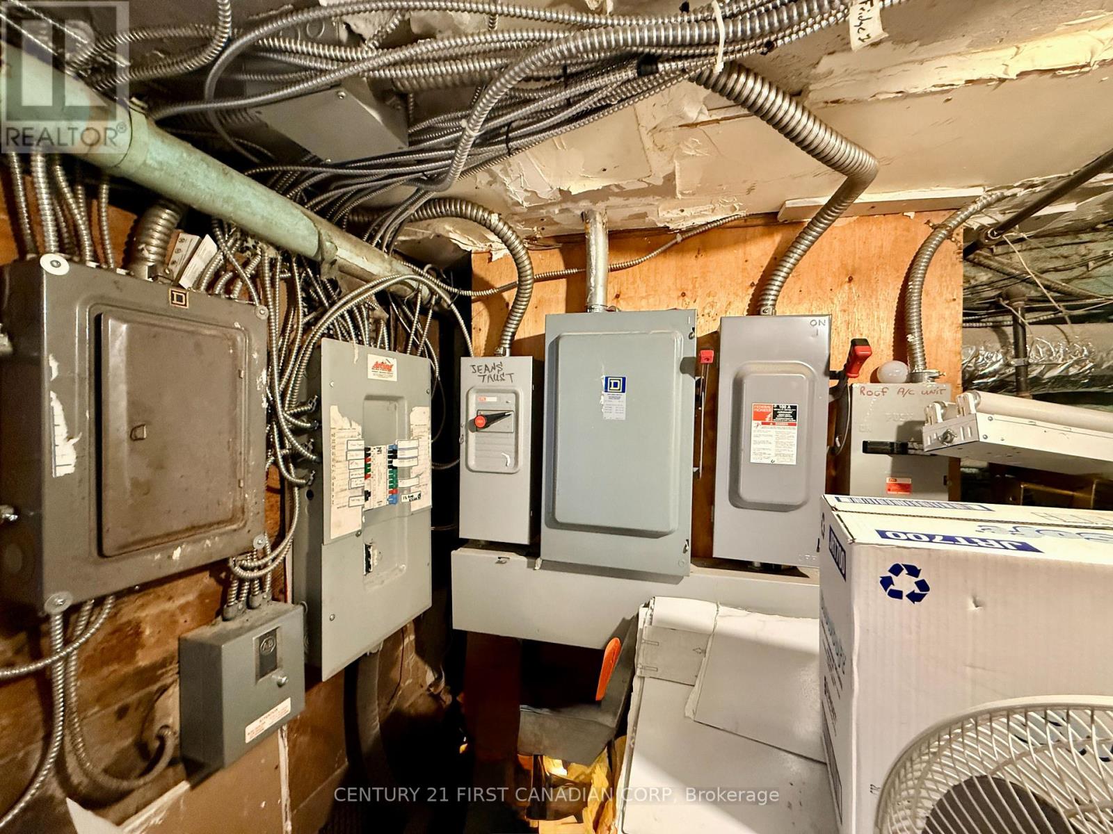 421 Richmond Street E, London East, Ontario  N6A 3C8 - Photo 21 - X12891800