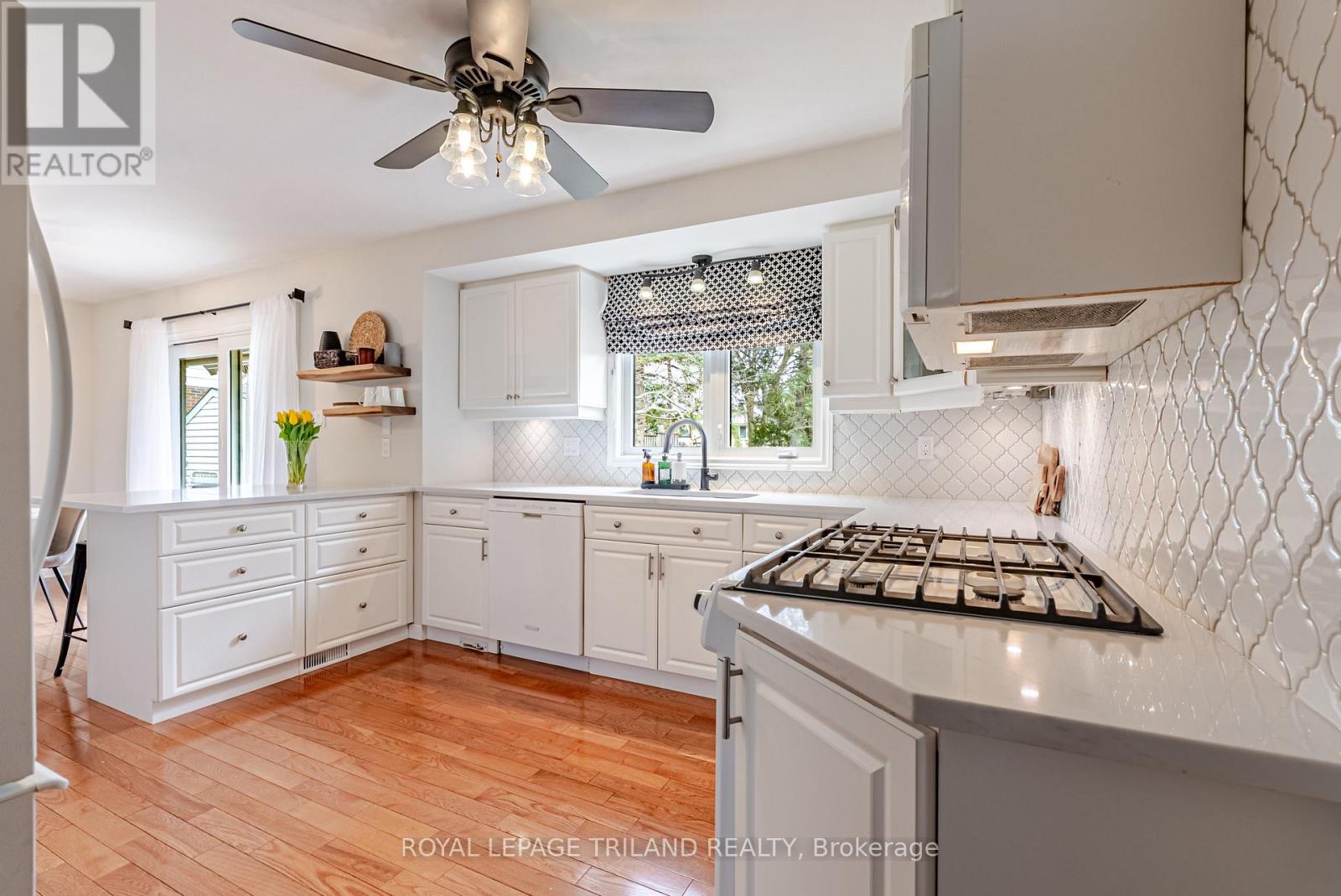 188 Canterbury Drive, Thames Centre (Dorchester), Ontario  N0L 1G3 - Photo 14 - X12891866