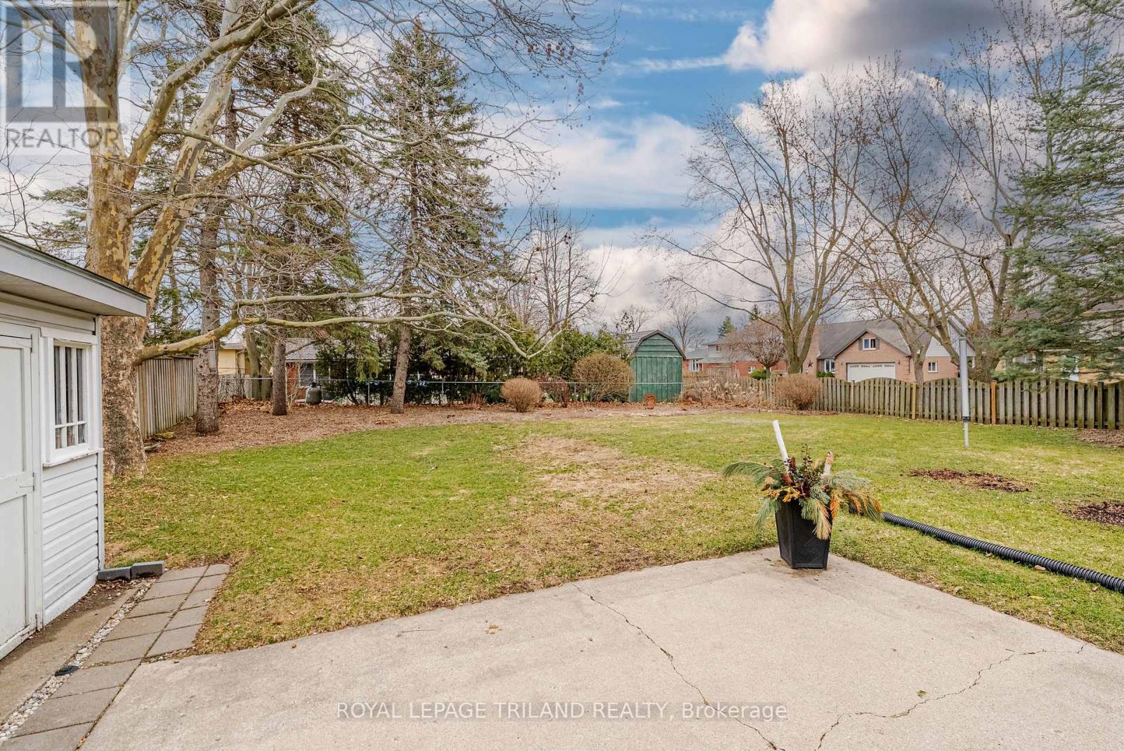 188 Canterbury Drive, Thames Centre (Dorchester), Ontario  N0L 1G3 - Photo 34 - X12891866