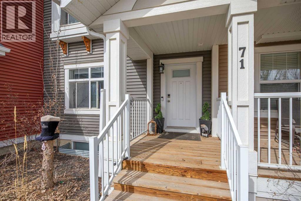 71 Sunset Road, Cochrane, Alberta  T4C 0H4 - Photo 2 - A2292861