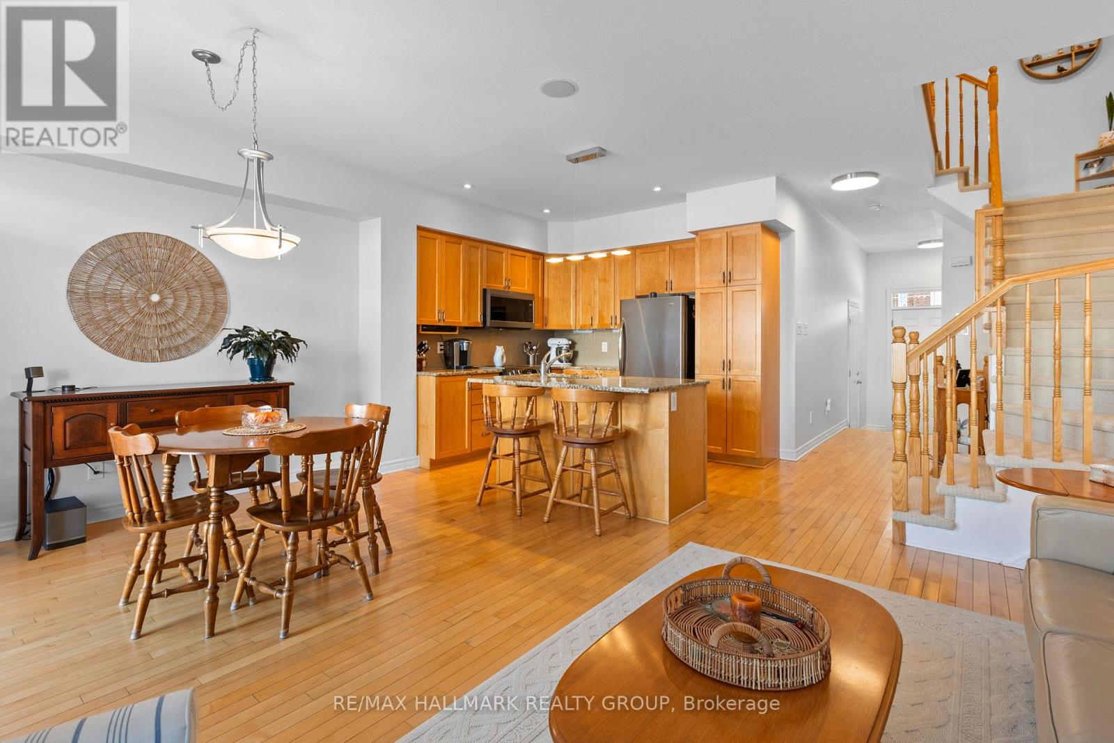 219 Jersey Tea Circle, Ottawa, Ontario  K1V 2L4 - Photo 9 - X12891692