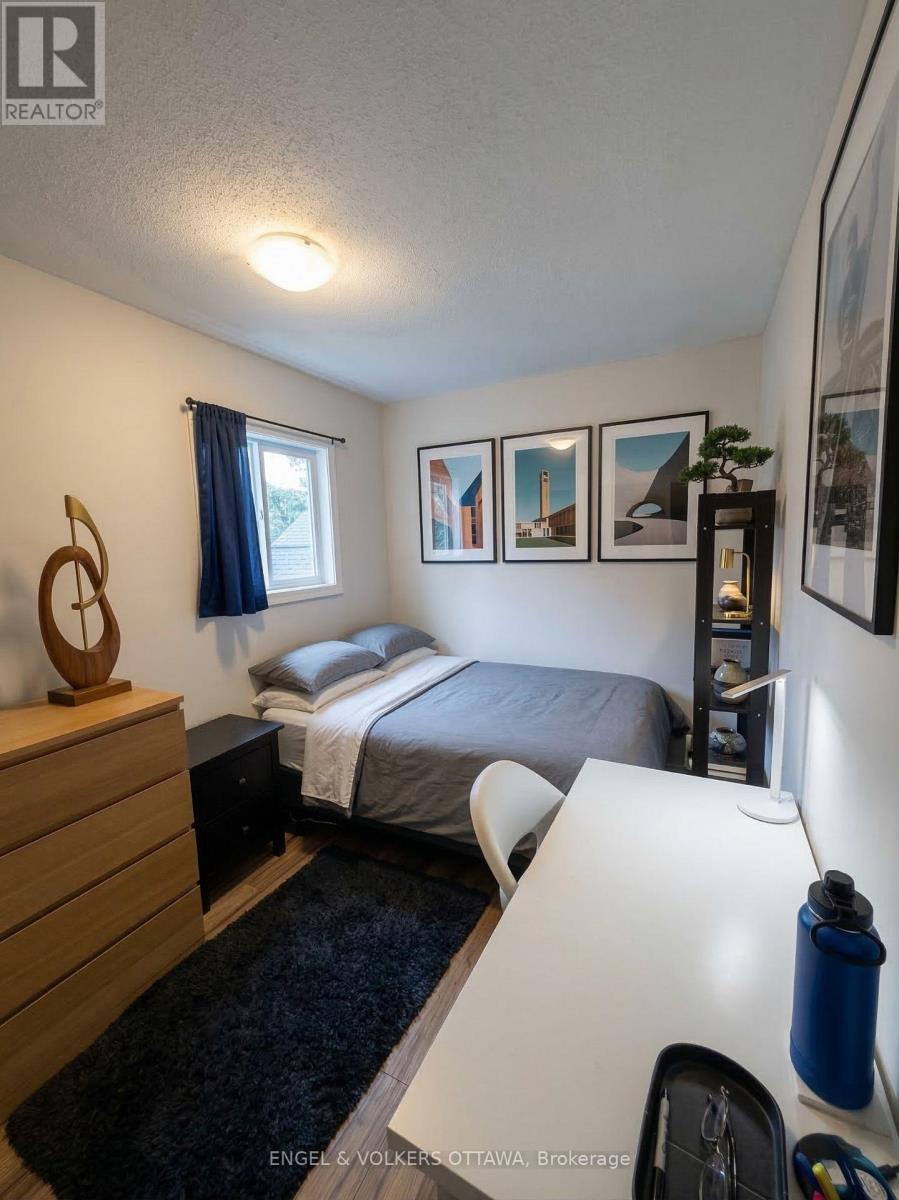 330 Fifth Avenue, Ottawa, Ontario  K1S 2N5 - Photo 11 - X12891694