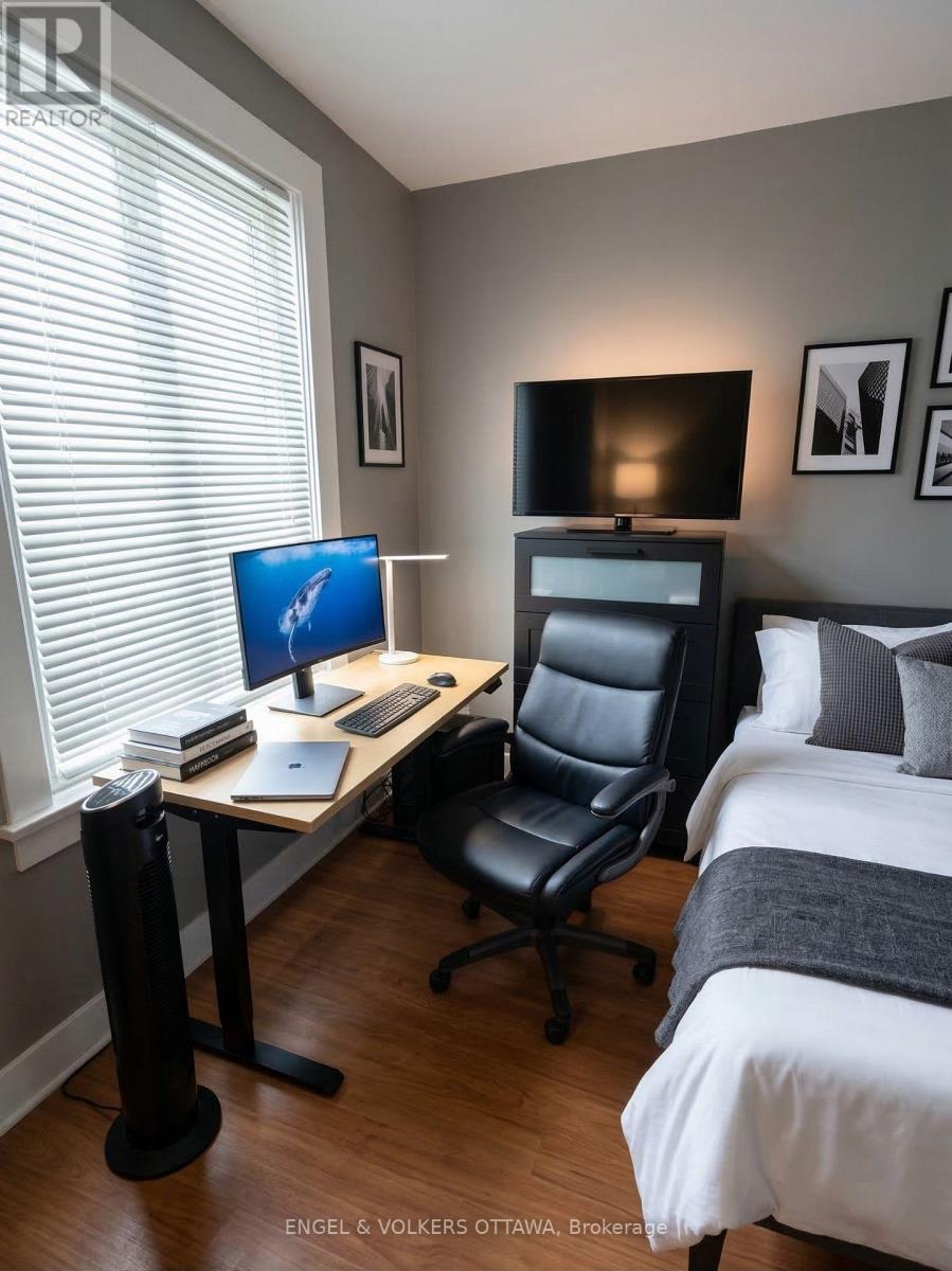 330 Fifth Avenue, Ottawa, Ontario  K1S 2N5 - Photo 6 - X12891694