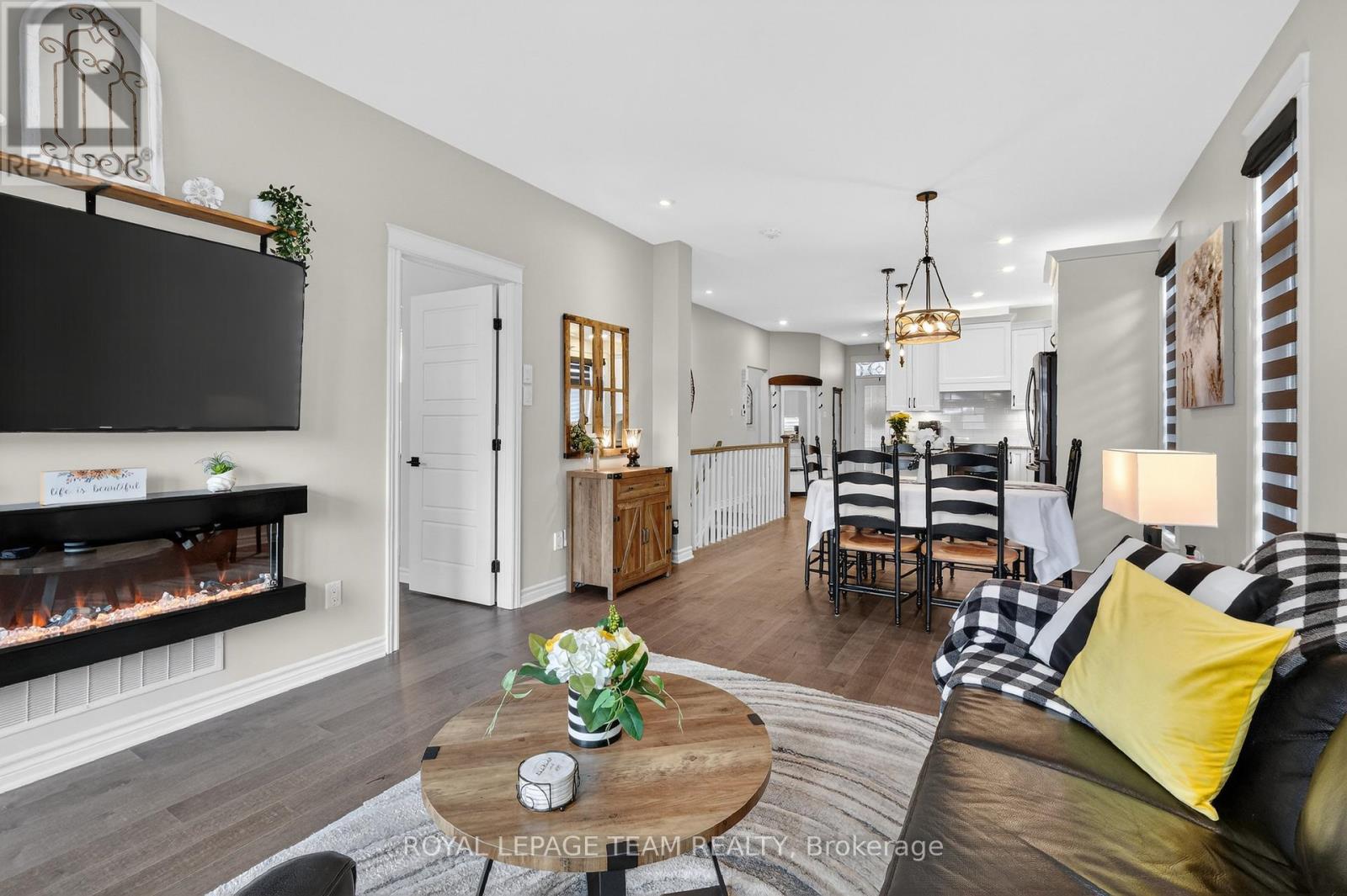 98 Kayenta Street, Ottawa, Ontario  K2S 2K9 - Photo 10 - X12891726