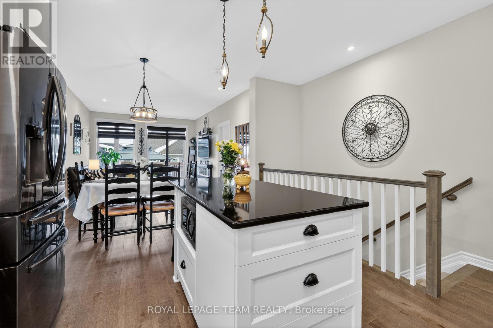 98 Kayenta Street, Ottawa, Ontario  K2S 2K9 - Photo 21 - X12891726