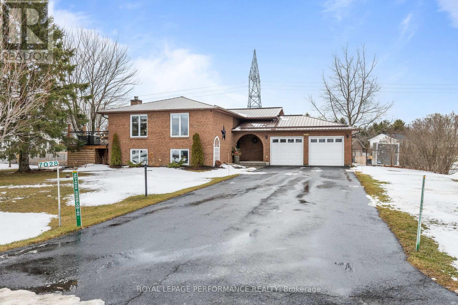 7028 SHADOW RIDGE DRIVE, ottawa, Ontario